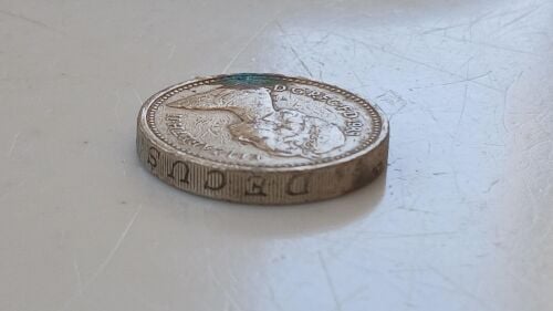 1983 one pound