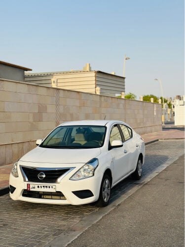 Nissan sunny 2022