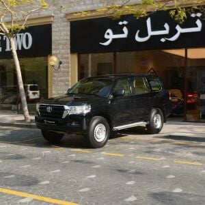 لاندكروزر جي اكس 2016