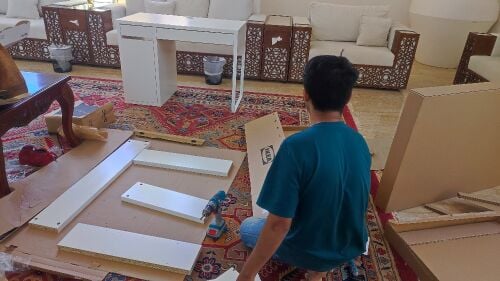 نجار فك وتركيب غرف النوم والستائر