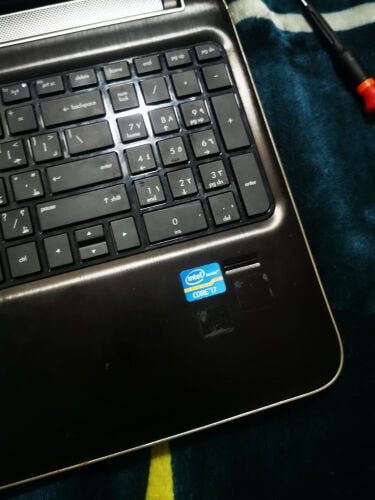 HP PAVILION DV6 i7