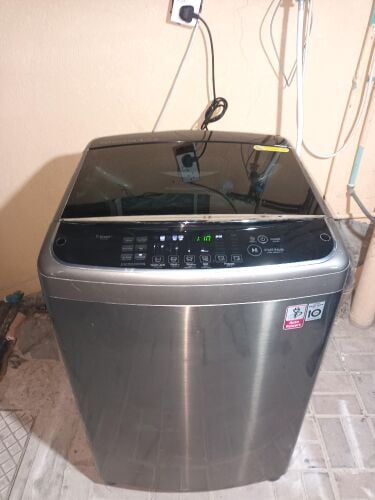 17 KG LG WASHING MACHINE FOR SALE