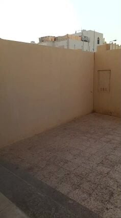 معيذر غرفة وصالة وحوش