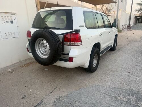 Toyota land cruiser GXR2008 M2011