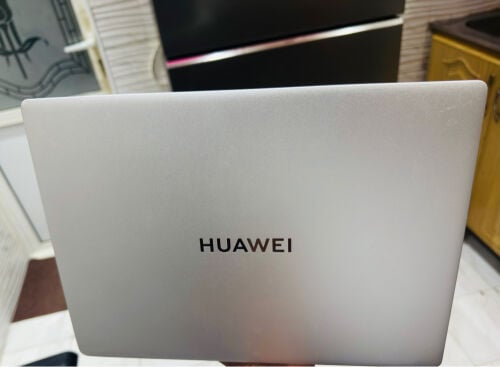 لابتوب هواي ميت بوك 