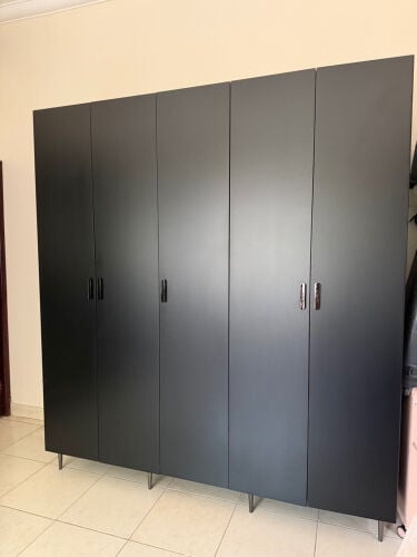 black wardrobe 