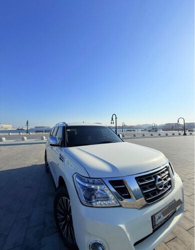 NISSAN PATROL PLATINUM- PEARL WHITE