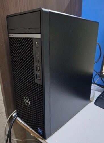 7090 i7+11th gen 16gb 1 tb ssd