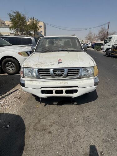 Nissan Pickup Double cabin 2008