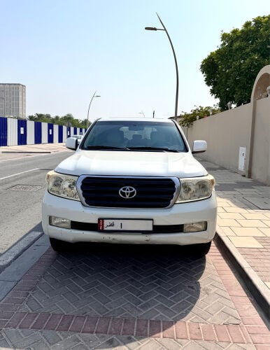 Toyota Land Cruiser 2011
