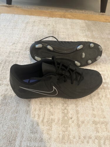 original NIKE football shoe