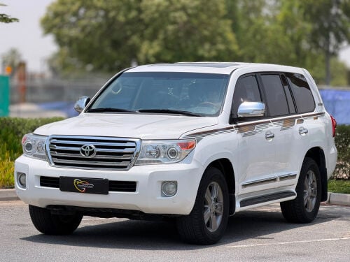 Toyota Land Cruiser GXR V8