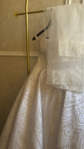 wedding dress 