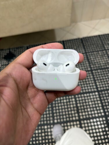 apple AirPods Pro 2 type c