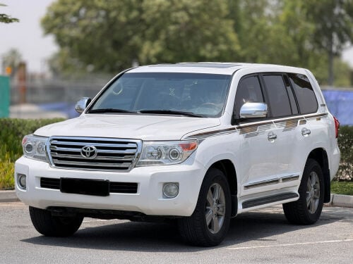 Toyota Land Cruiser GXR V8