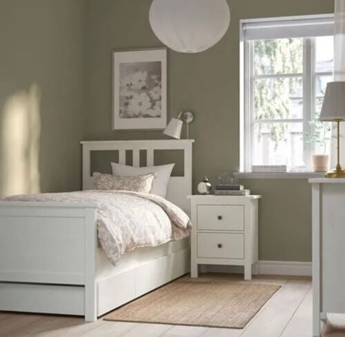 Single bed 90*200cm