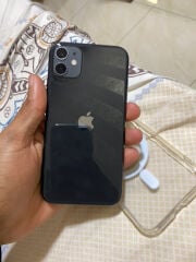 ايفون ١١