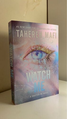 watch me book by tahereh mafi