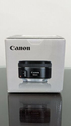 Canon EF 50mm f/1.8