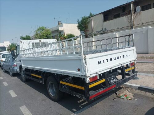 Truck for rent pickup Mistubishi ca