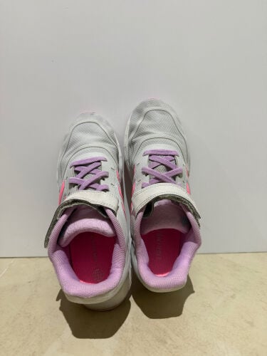 Girl’s shoes for sale