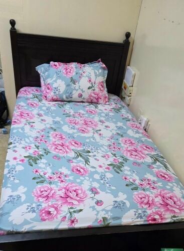 mattress: single bed/cupboard 3 ste
