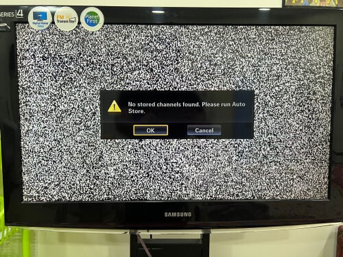 Samsung Series 4 LCD TV 