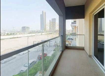 للبيع شقه في الوسيل المارينا. 