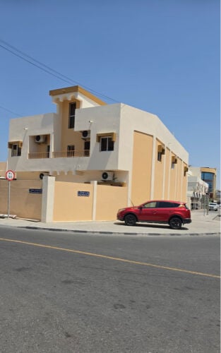 للبيع عماره في المطار القديم