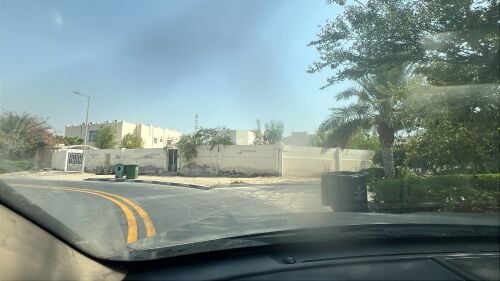 للبيع اقل من سعر الارض الوكره