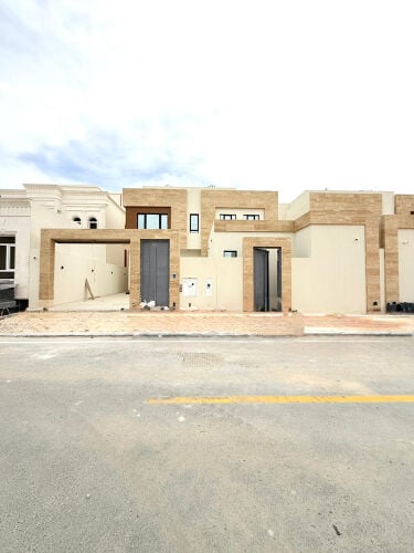 للبيع فيلا بمريخ تشطيب راقي 552