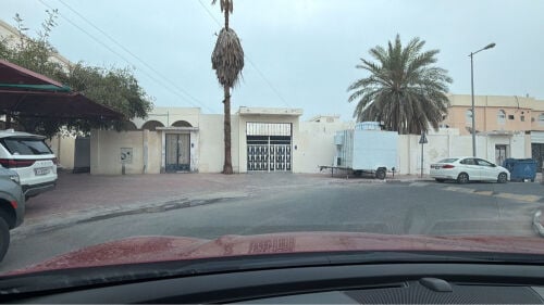 للبيع بيت بالريان شارعين وسكه 
