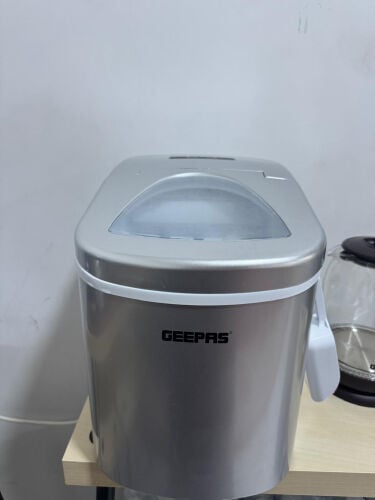 مكينة صانع ثلج 