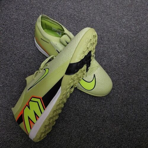 43  size Nike zoom