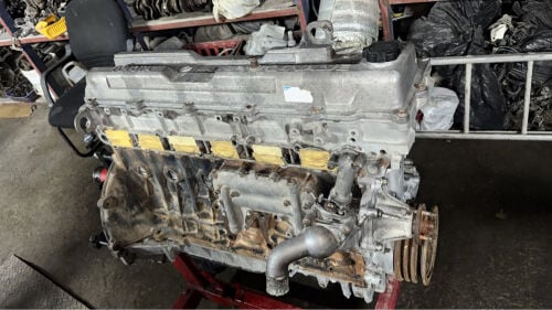 Toyota Land Cruiser 1FZ Engine