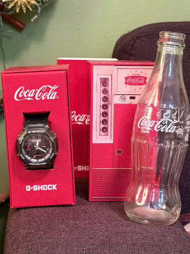 Casio G SHOCK COCA -COLA