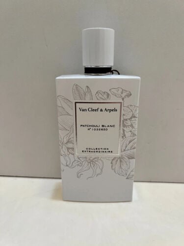 Van Cleef Patchouli Blanc