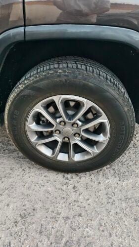 grand cherokee wheels x 4