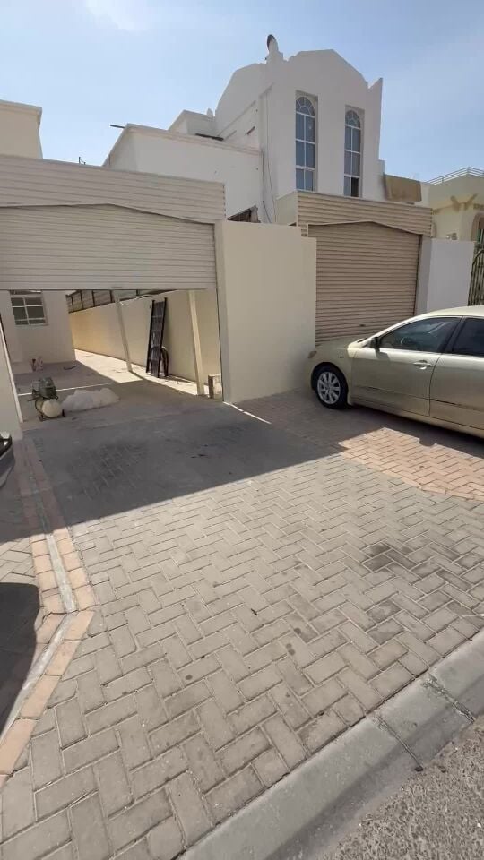فلال لي الايجار 