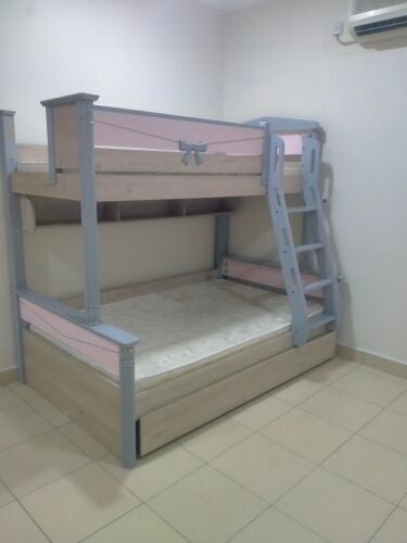 Bunk bed
