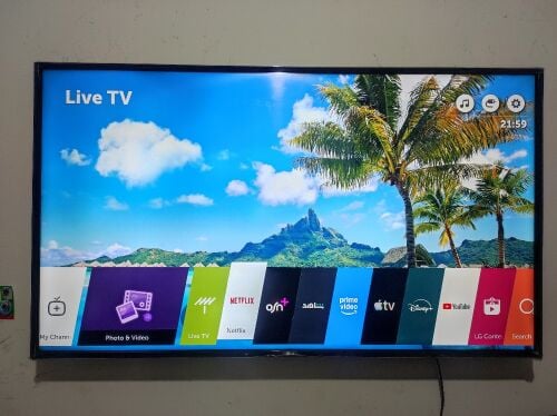 LG smart WebOS 65 inch UHD 4k