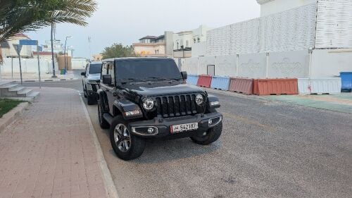 جيب رانجلر ساهارا 2018