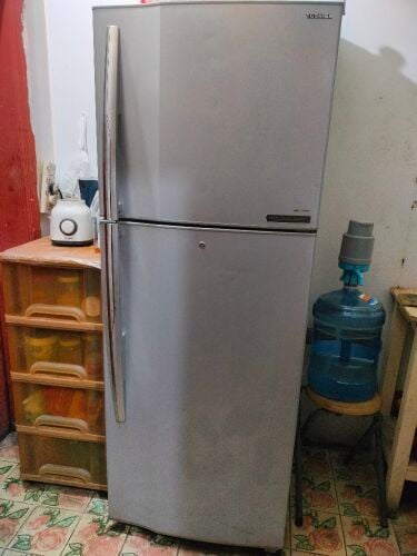 Sell Refrigerator (Toshiba)