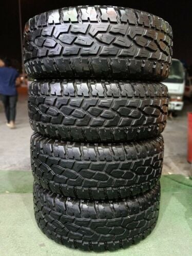 LT.285/70/R17.Gripmax Brand
