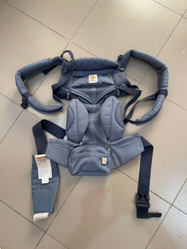Ergobaby Carrier