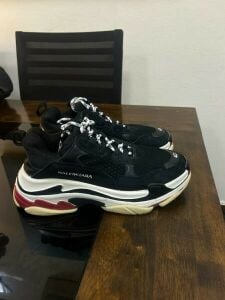 Balenciaga Triple S - Size 43