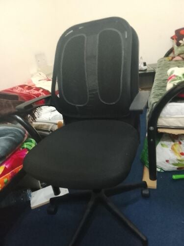 Office chair in excellent condition