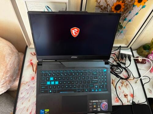 MSI Cyborg 15 A13UC