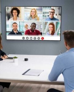 INTERACTIVE SMART BOARD