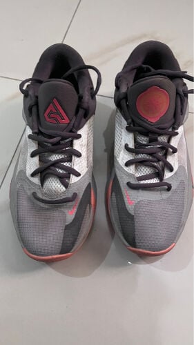nike basketball shoes